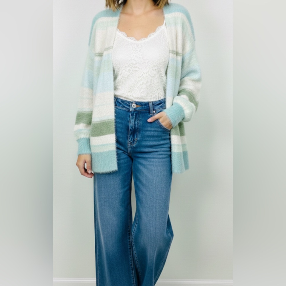 SO‎ Women's Blue and Green Striped Cardigan Very Soft Size L
